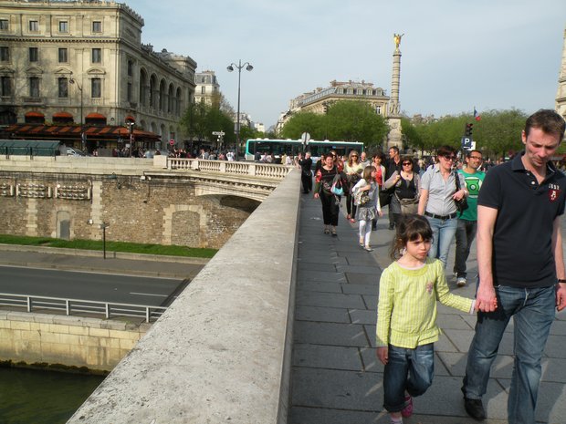  en allant vers la place du Châtelet